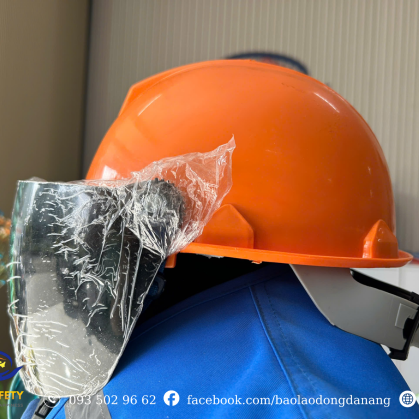 Mũ bảo hộ lao động Bảo Bình có kính hàn
