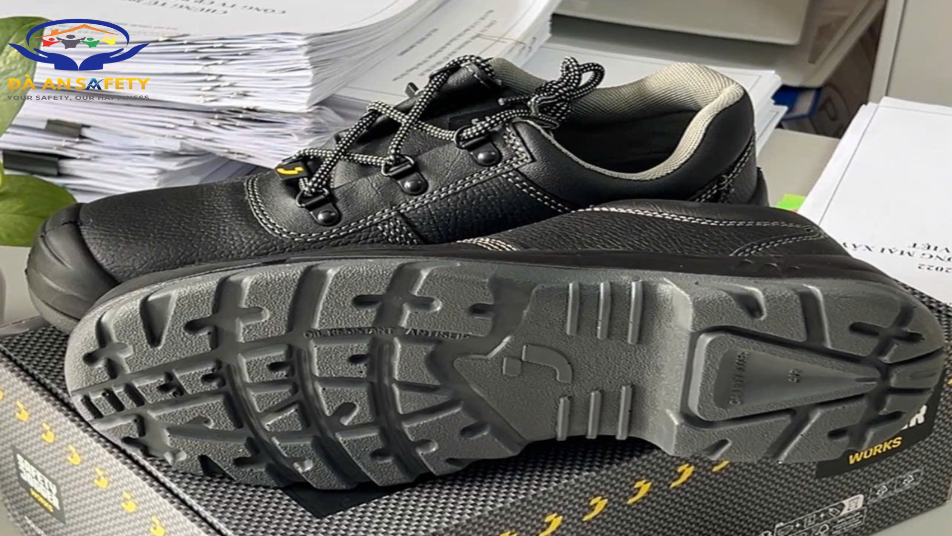 Giày bảo hộ Jogger Bestrun S3