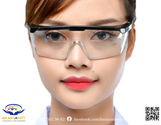 Kính bảo hộ lao động EV105