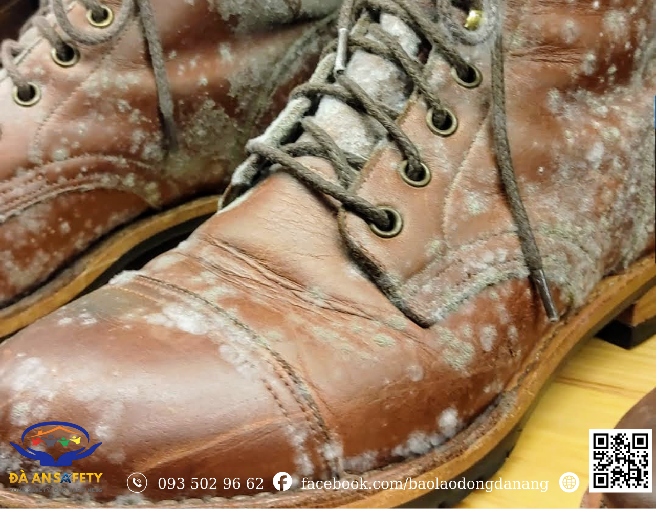 Vệ sinh giày bảo hộ bị mốc