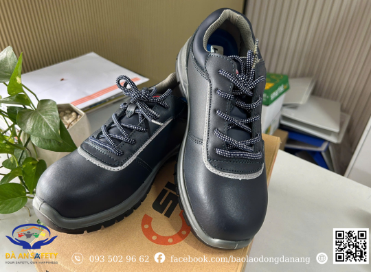Giày bảo hộ lao động cách điện
