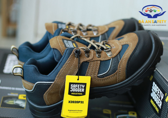 Giày Bảo Hộ Lao Động Tại Đà Nẵng Jogger
