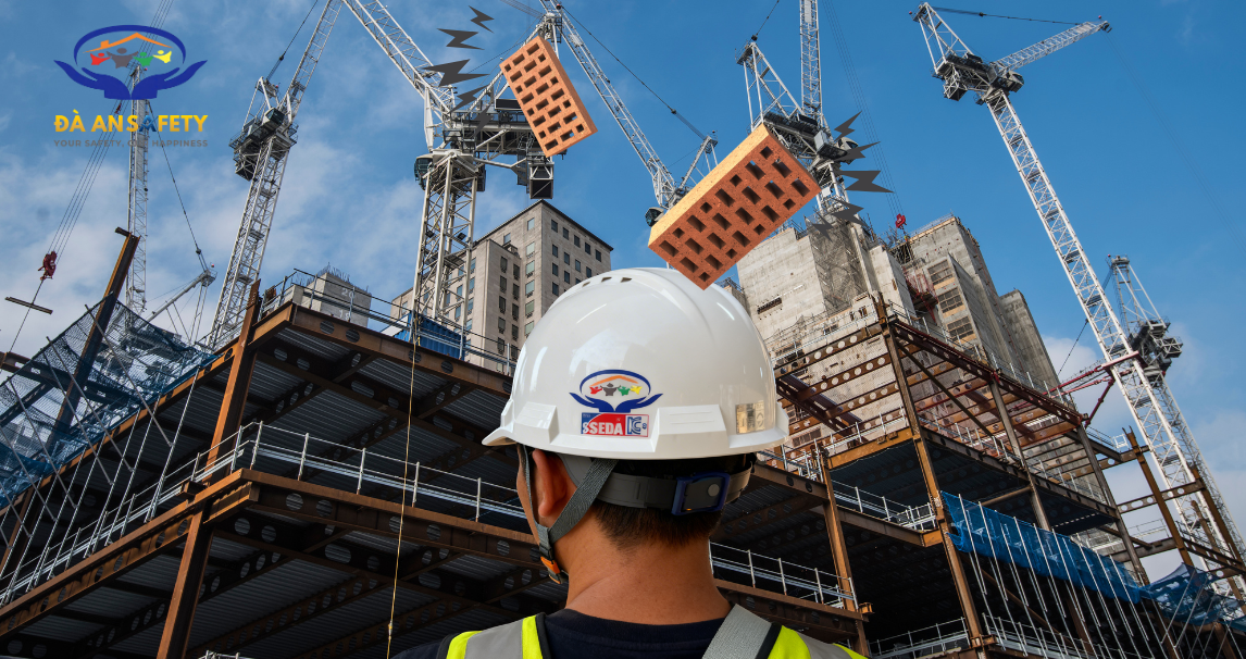 Bảo hộ lao động tại Đà Nẵng vật rơi từ trên cao xuống